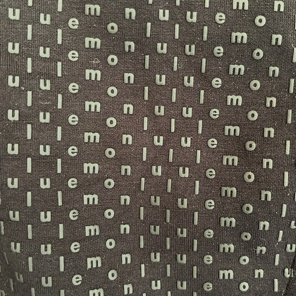 Lululemon Embossed Panel High Rise Shorts - Picture 7 of 14